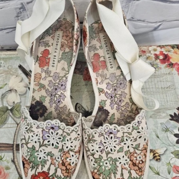 Veronica Beard Soleil White Floral Wedge Espadrilles - Picture 7 of 9